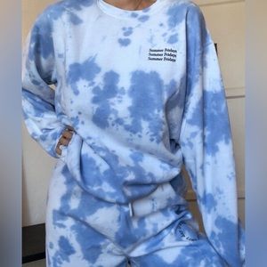 Summer Fridays Blue tie dye sweatsuit